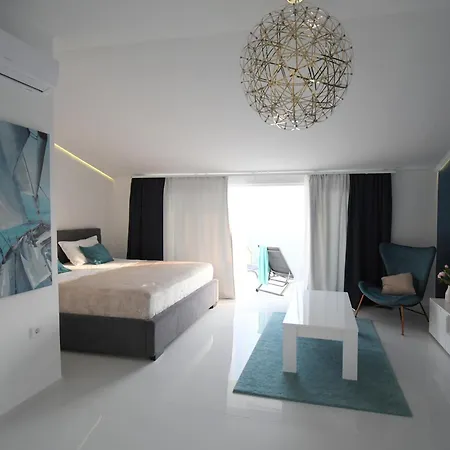 Vila Chill & Lux - 20m To The Sea Trogir