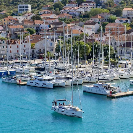 Willa Chill & Lux - 20m To The Sea