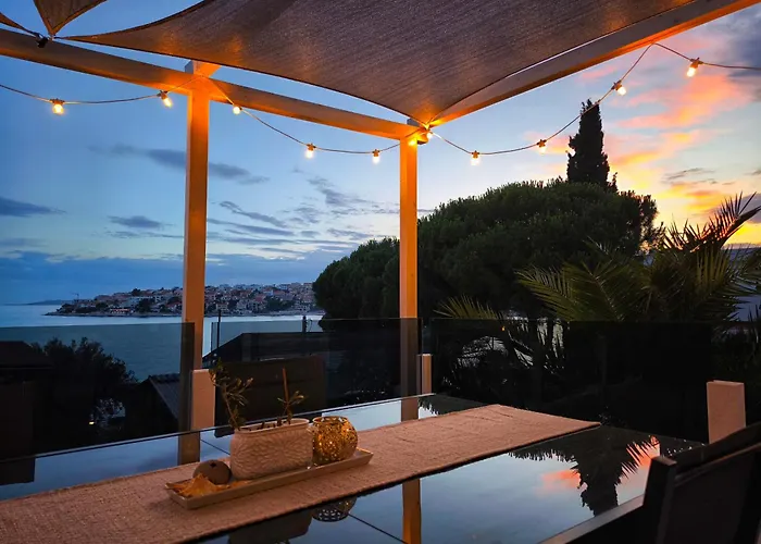 Chill & Lux - 20m To The Sea Villa